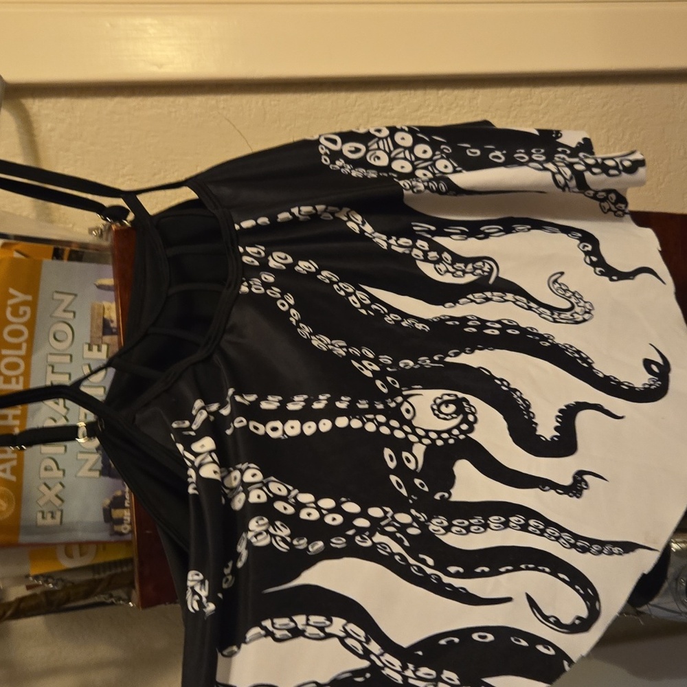 Ruffle tankini top with octopus tentacle design 12